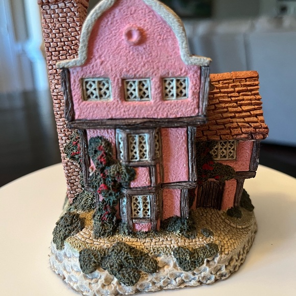 Suffolk House by David Winter - Picture 7 of 8